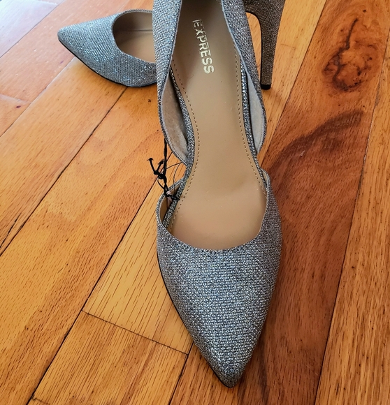 NWTs express metallic silver d'orsay pumps - Picture 7 of 8